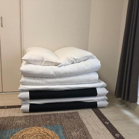 Apartment Heights Hana Сакаі Екстер'єр фото